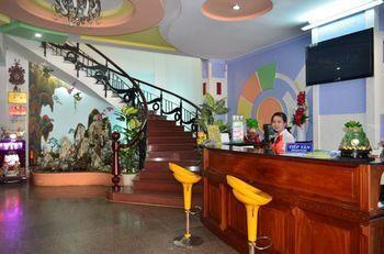 Mien Tay Hotel 芹苴 外观 照片